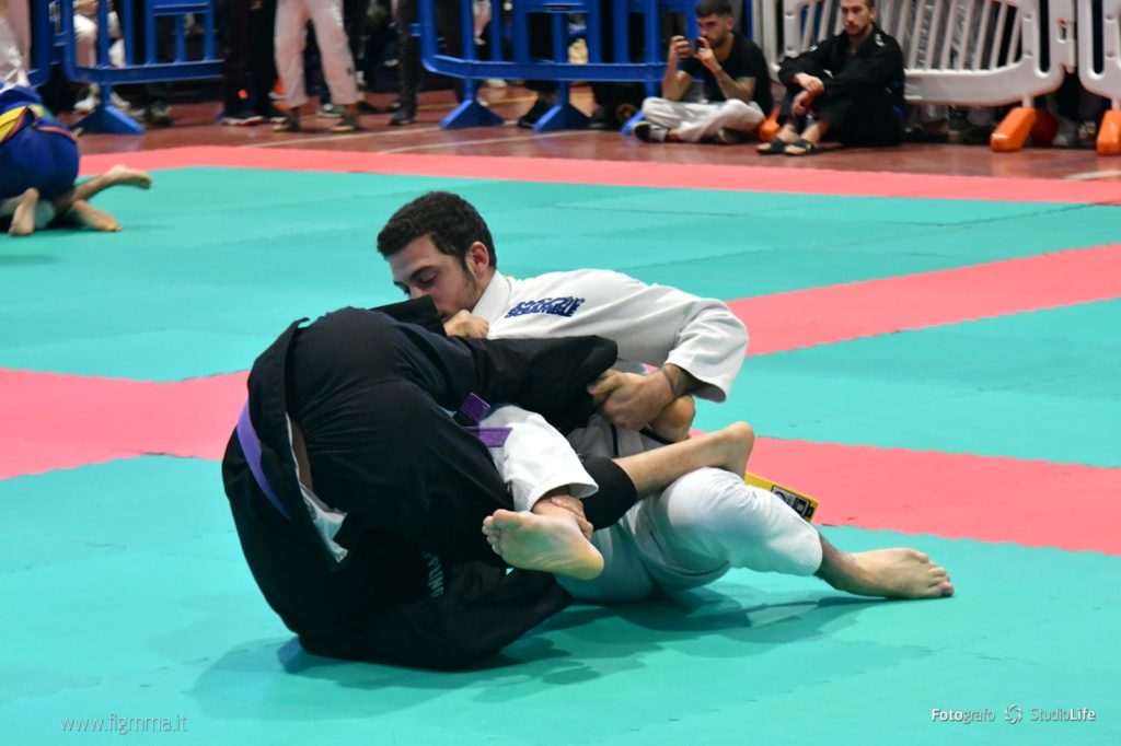 Samuele nel Brazilian Jiu Jitsu palestra new athletic padova BJJ sporta da combattimento